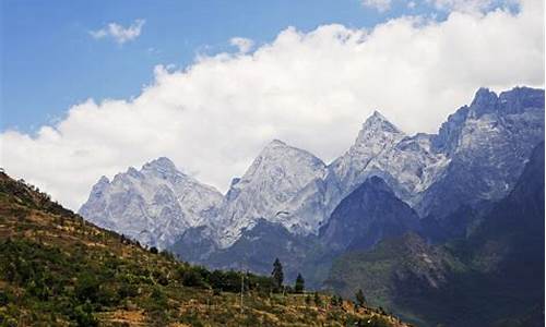 云南香格里拉旅游攻略必去景点天气预报_云南香格里拉旅游必去的景点